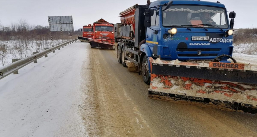 Жителей Мордовии предупредили об осложнении дорожной обстановки 16 и 17 января