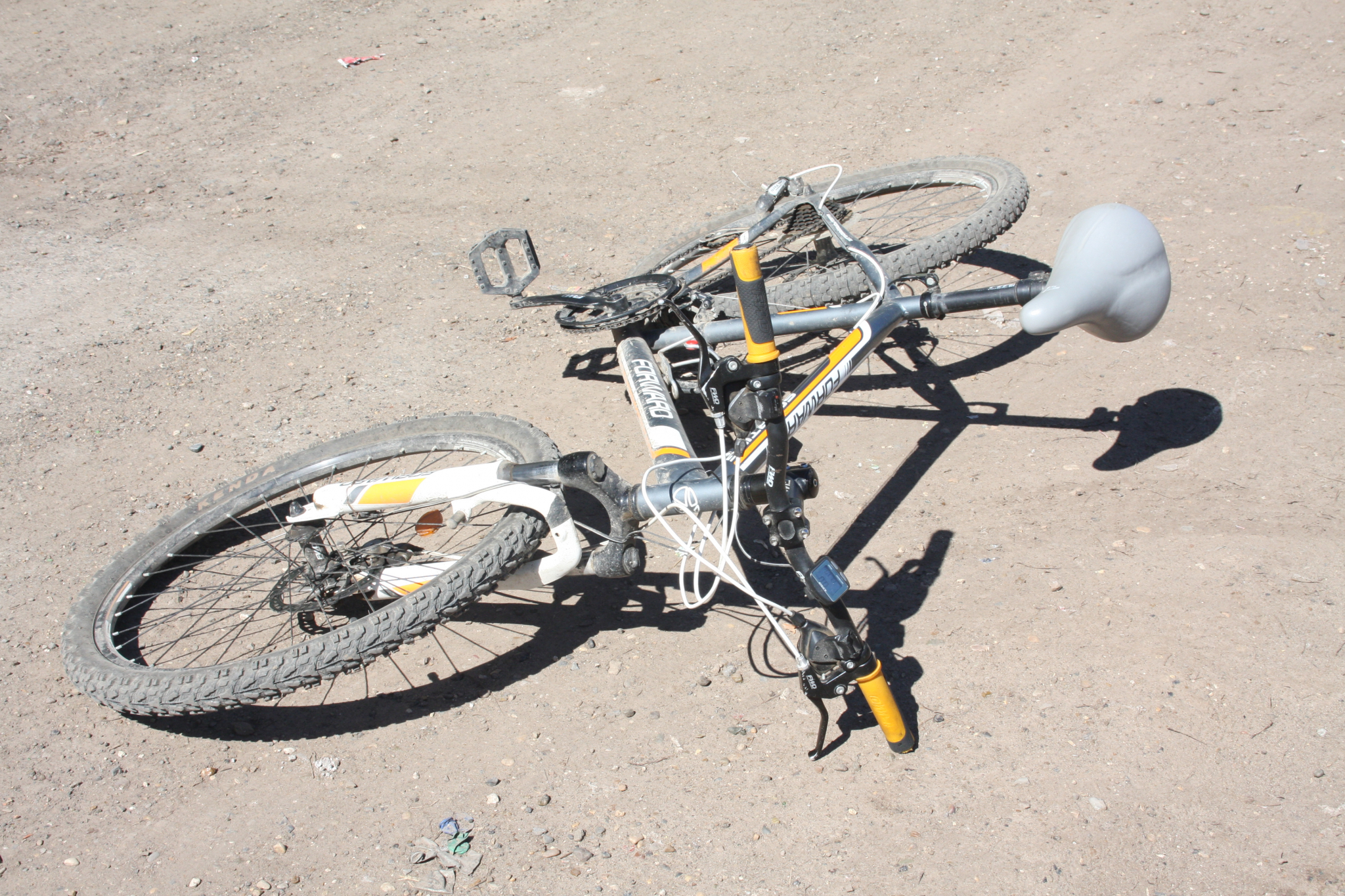 В Мордовии шустрый школьник на велосипеде попал под колеса «Калины»