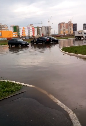 В Саранске один из микрорайонов затопило из-за проливных дождей