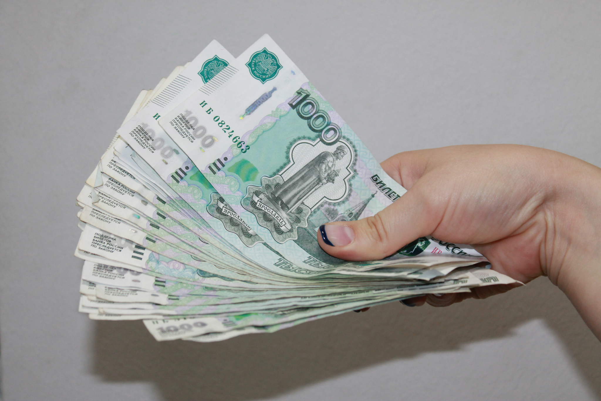 Телефонный мошенник нагло обманул сотрудницу птицефабрики из Мордовии на 260 тысяч рублей