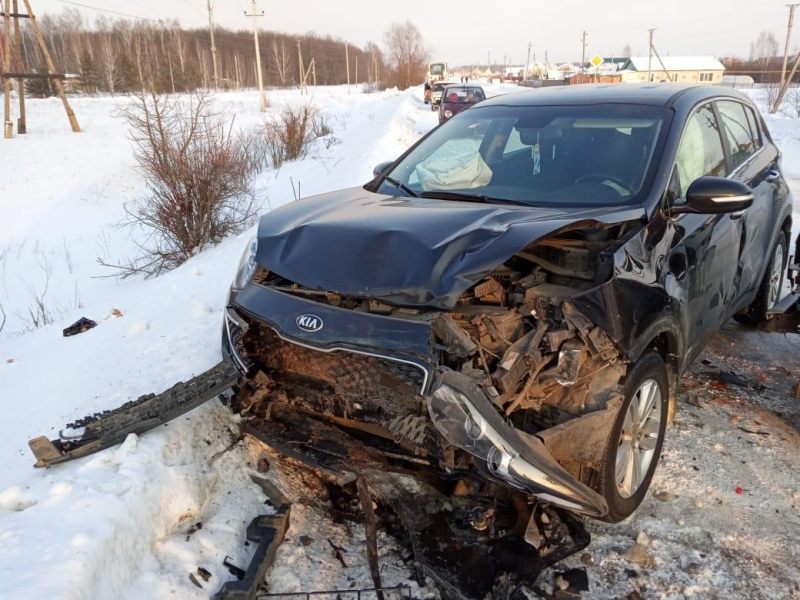 «Иномарка всмятку»: в Мордовии ДТП с двумя машинами закончилось больницей
