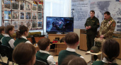 В Саранске ветеран СВО провел встречу с учениками школы №28