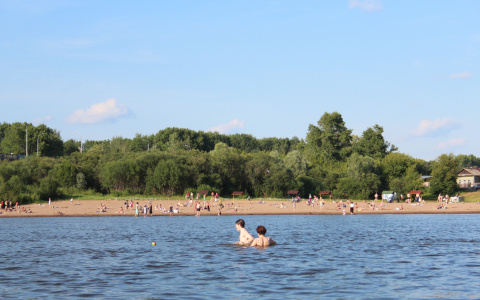 В Госдуме назвали предположительную дату открытия пляжей в России