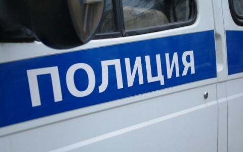 В Саранске ночью полицейские задержали женщину с наркотиками
