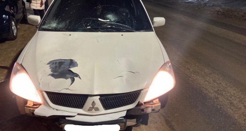 В Мордовии иномарка сбила двоих детей, выскочивших на дорогу в неположенном месте