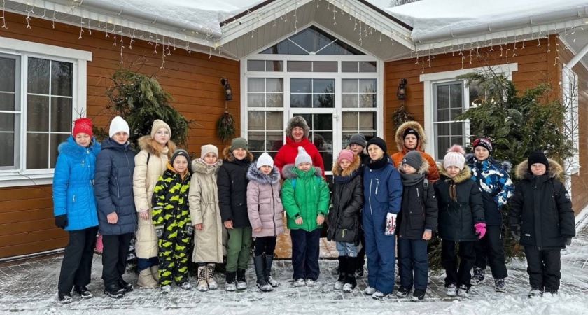 Сафари-парк в Кочкуровском районе посетили дети погибших участников СВО