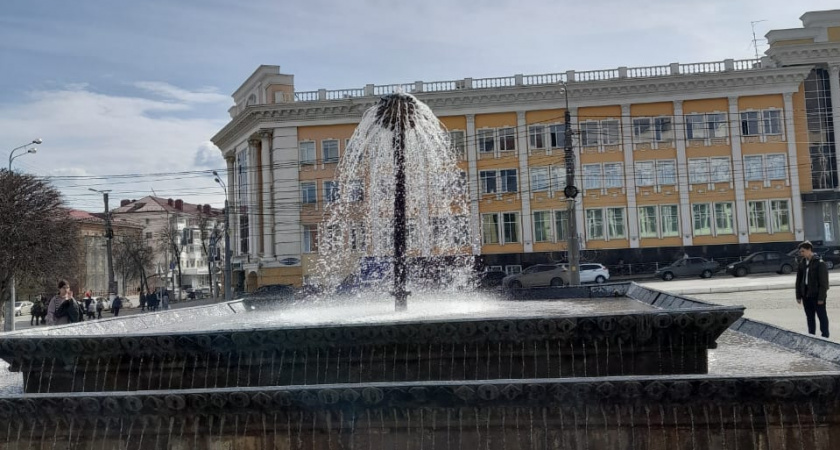В Саранске приступили к расконсервации фонтанов
