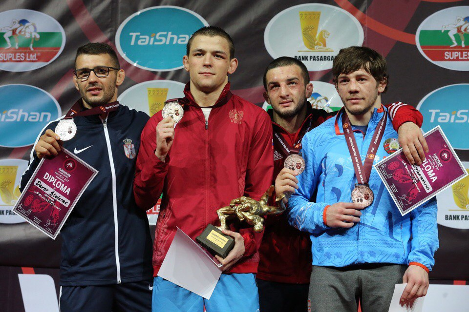 Борец Артем Сурков из Саранска стал лучшим в Европе