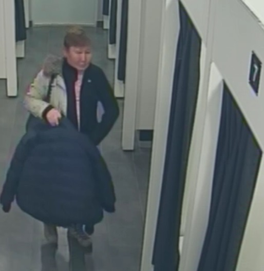 В Саранске разыскивают похитительницу куртки