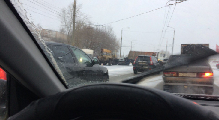В Госавтоинспекции Мордовии рассказали подробности тройного ДТП на улице Осипенко
