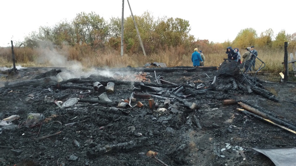 Появились фото со смертельного пожара в Темниковском районе Мордовии