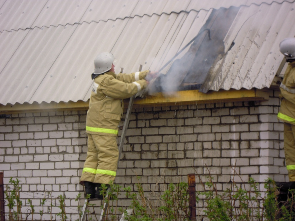 Житель Мордовии получил ожоги во время пожара в собственном доме