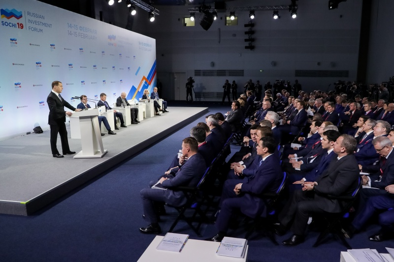 Глава Мордовии принял участие во встрече Дмитрия Медведева с главами регионов