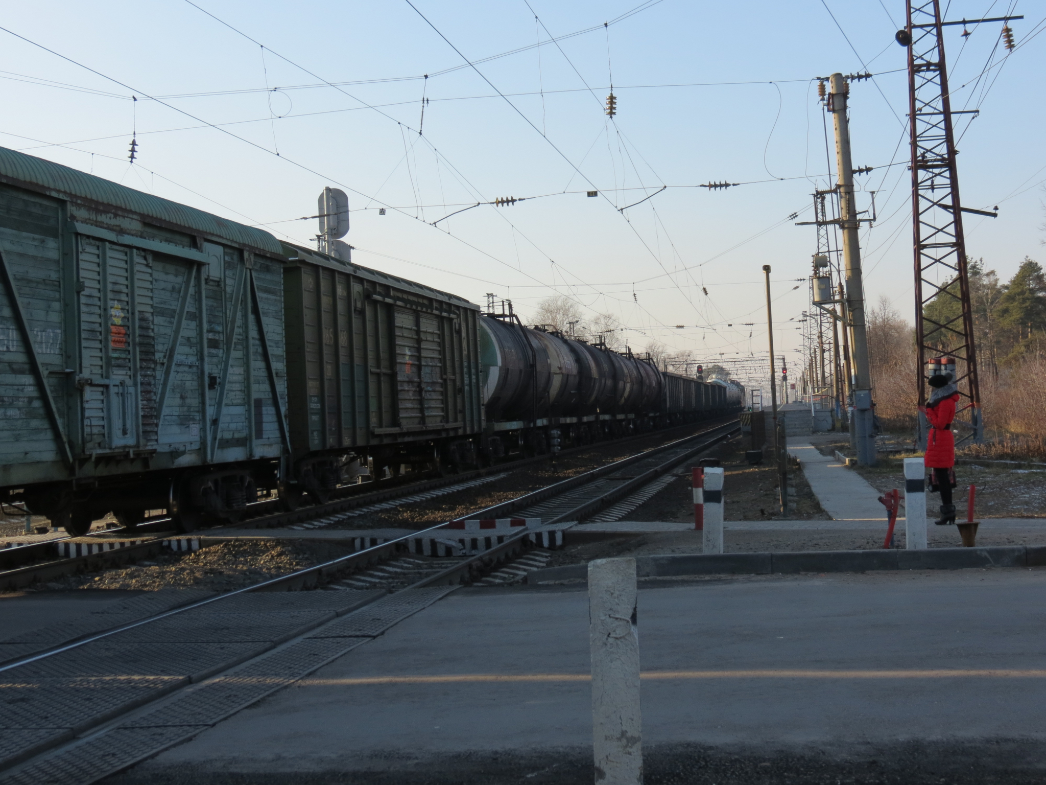 Жителям Мордовии напоминают о правилах нахождения на железнодорожных путях.
