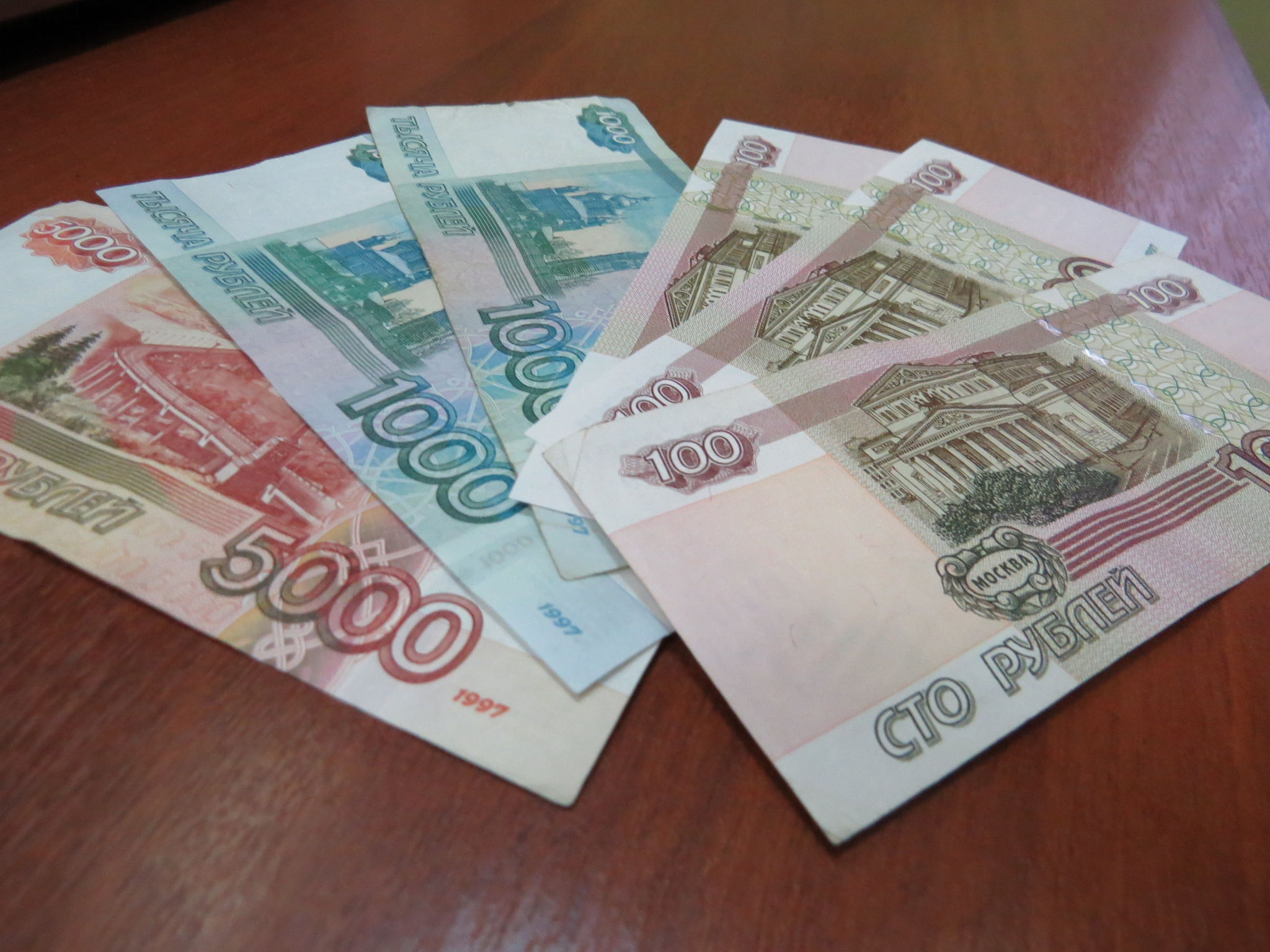 В Мордовии гражданин Азербайджана расплачивался в магазинах фальшивыми купюрами