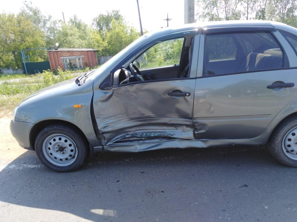 «Калина» и «Hyundai» столкнулись на трассе в Мордовии: пострадали три женщины