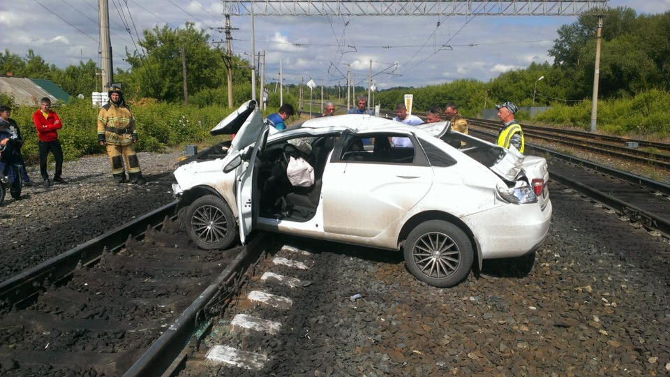 ДТП на железнодорожном переезде в Мордовии: пострадали два человека
