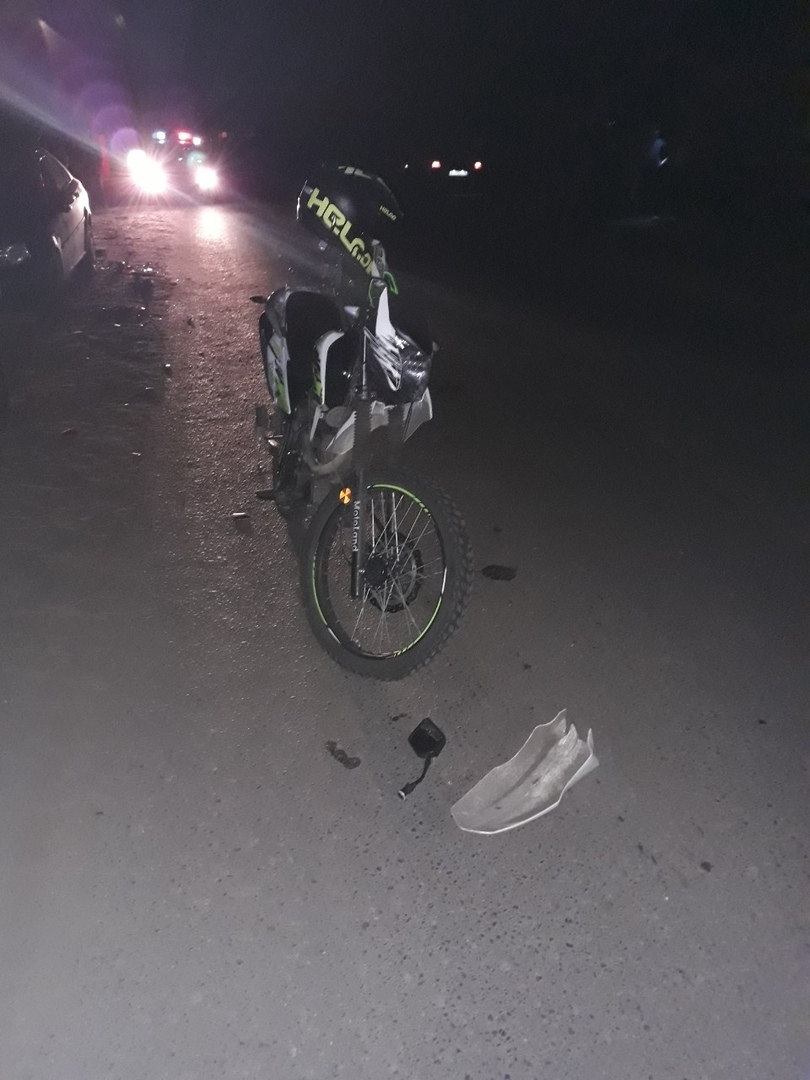 В Мордовии пьяный подросток-мотоциклист «протаранил» иномарку