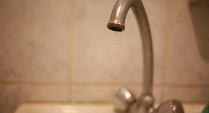 Мэр Саранска о ржавой воде: «Люди правильно возмущаются. Если есть некачественная услуга – нужно делать перерасчеты»