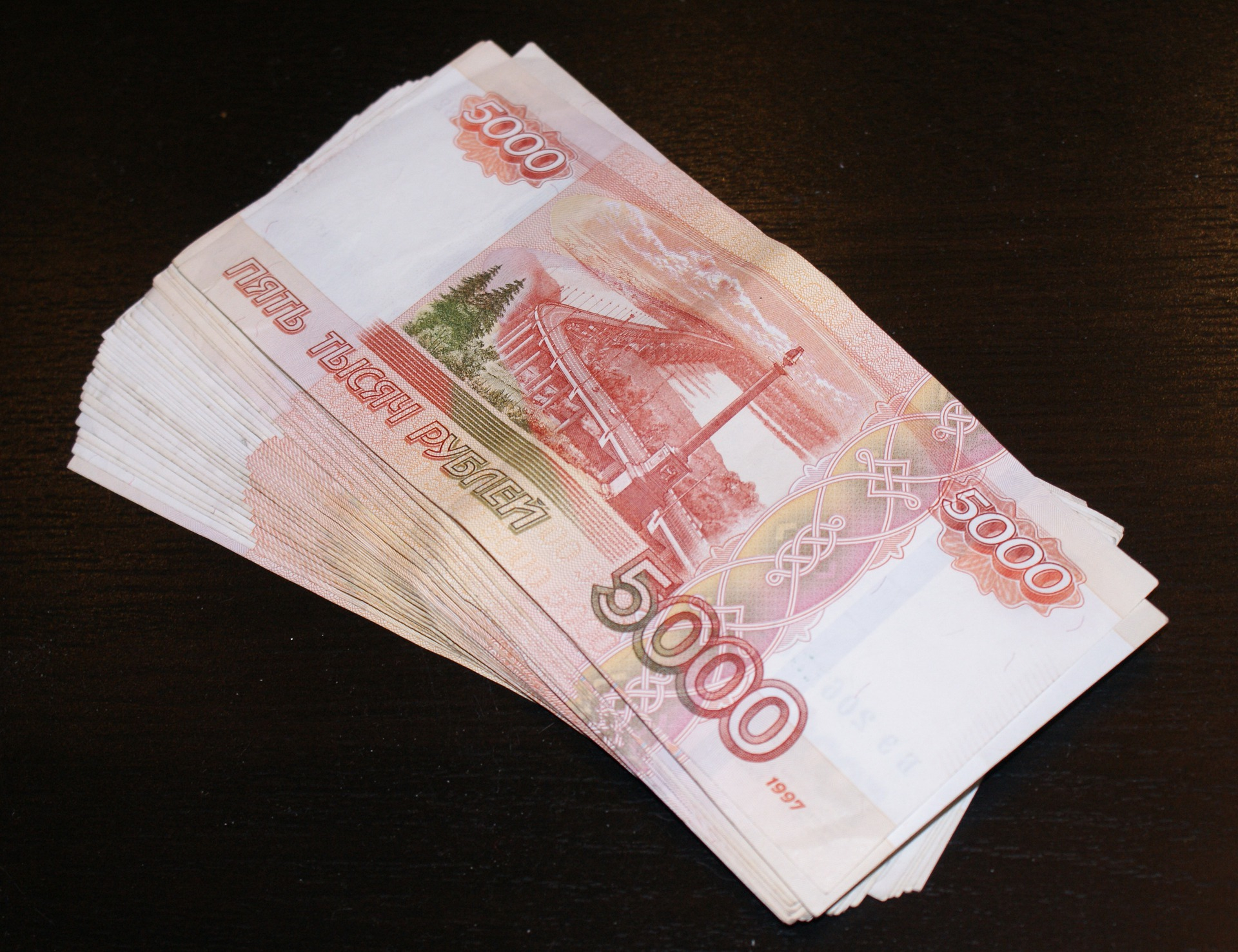 Житель Саранска занял у подруг почти восемь миллионов рублей и решил не возвращать долг