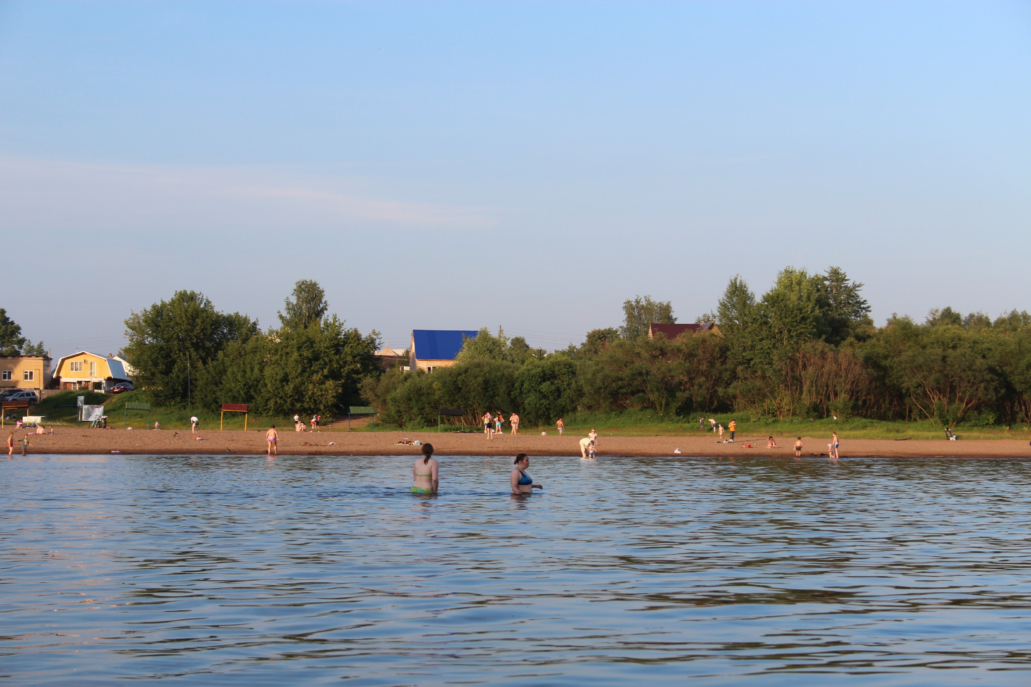 Стали известны правила пляжного отдыха при коронавирусе в России