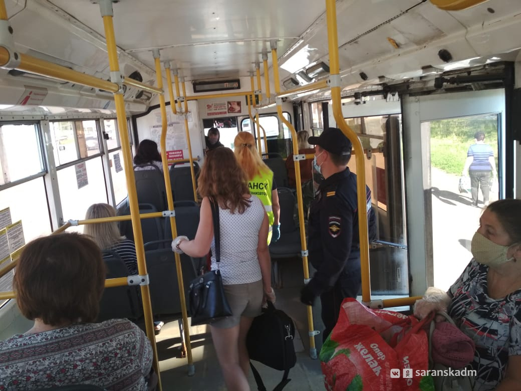 Группы контроля следят за соблюдением масочно-перчаточного режима в общественном транспорте Саранска