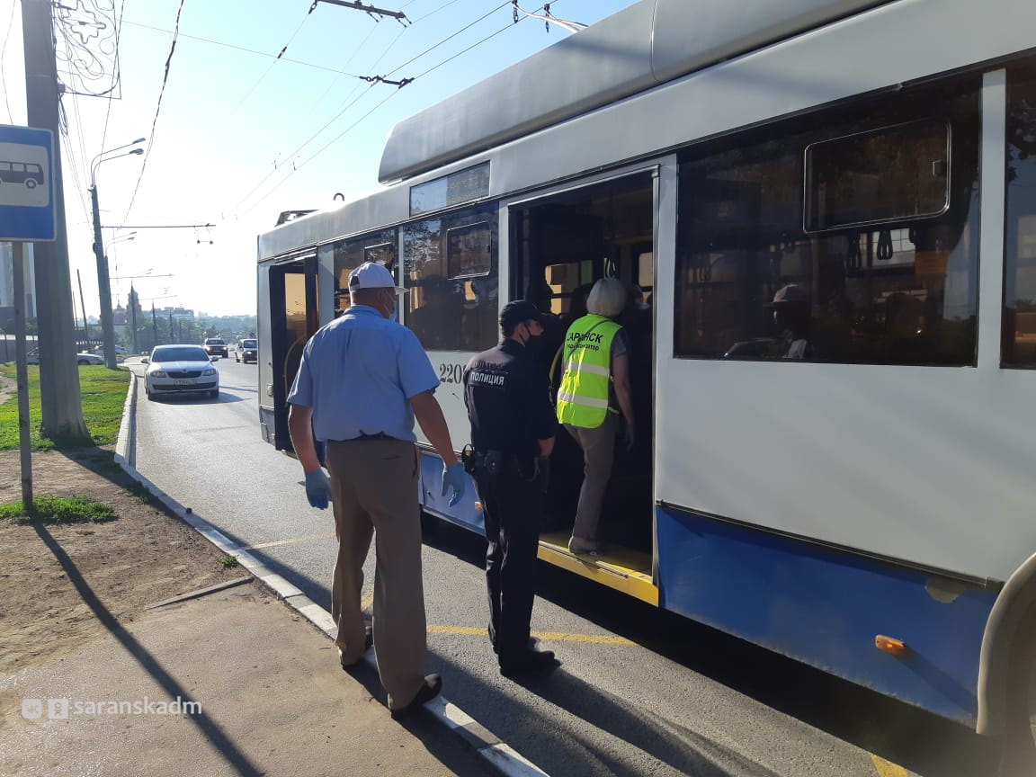 В Саранске следят за соблюдением масочно-перчаточного режима в общественном транспорте