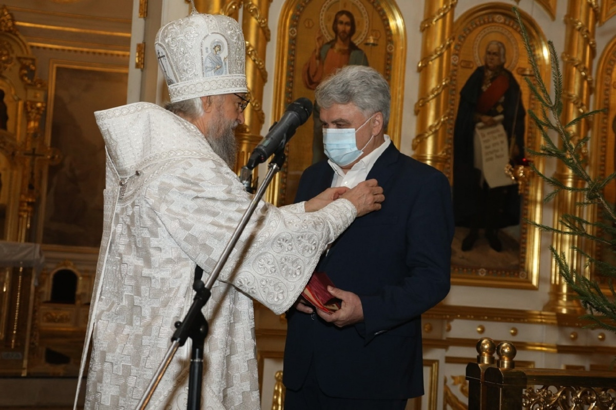 Мэр Саранска награжден медалью святого и праведного воина Феодора Ушакова I степени