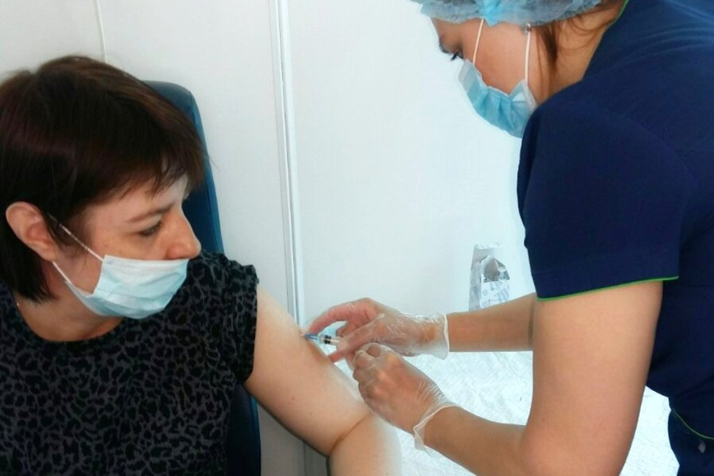 В Мордовии кампания по вакцинации населения от коронавируса идёт планомерно