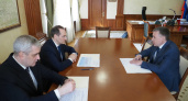 Глава Мордовии провел рабочую встречу с главным судебным приставом региона