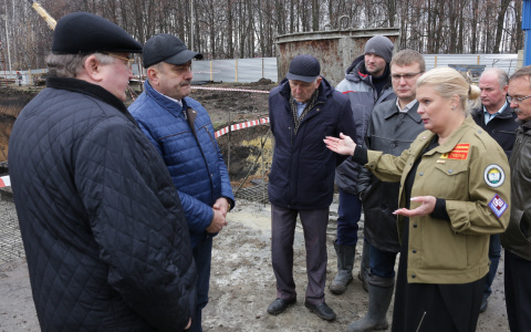 Глава Мордовии раскритиковал темпы строительства бассейна на на площадке МГПИ имени М.Е. Евсевьева