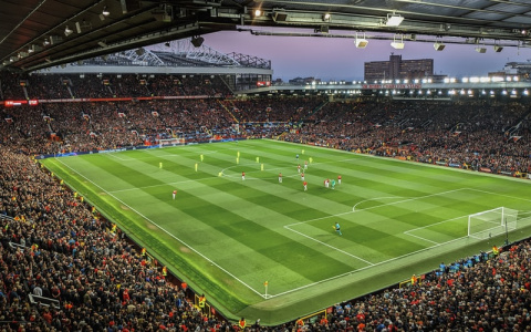 Прогнозы и ставки на спорт: переход Кантона в «Манчестер Юнайтед» признан самым лучшим в истории АПЛ