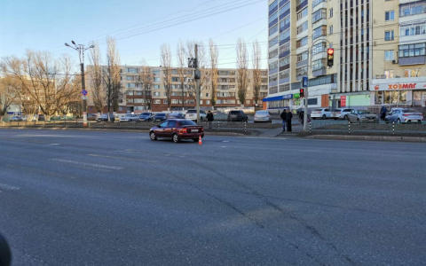 В Саранске на пешеходном переходе сбили женщину